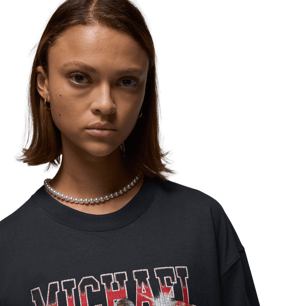 Women's Jordan Oversized Short-Sleeve Graphic T-Shirt