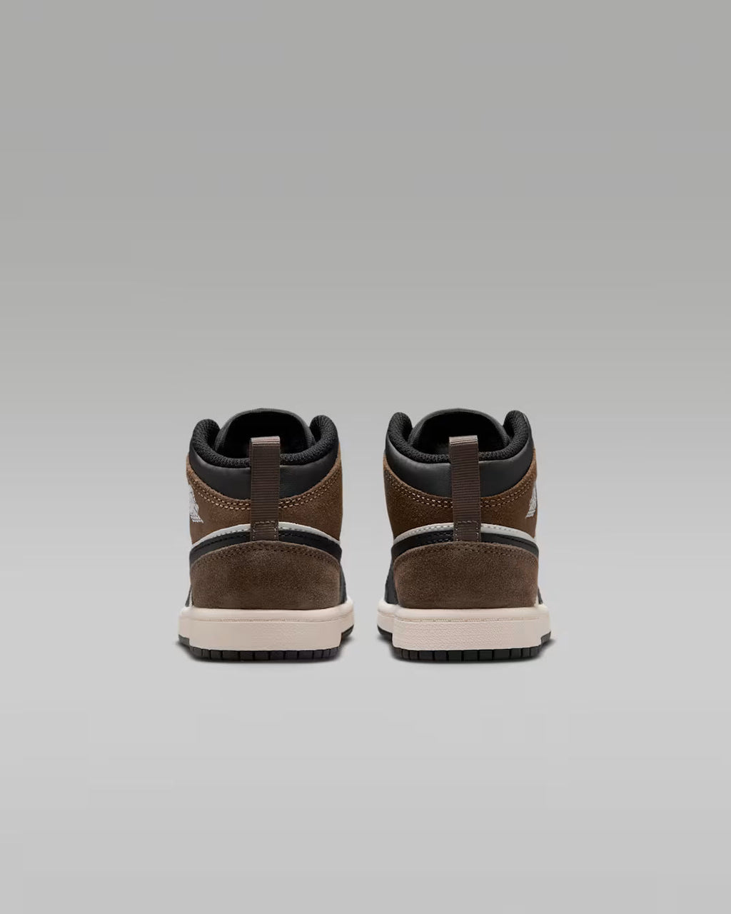 Air Jordan 1 Mid Little Kids' Sneakers