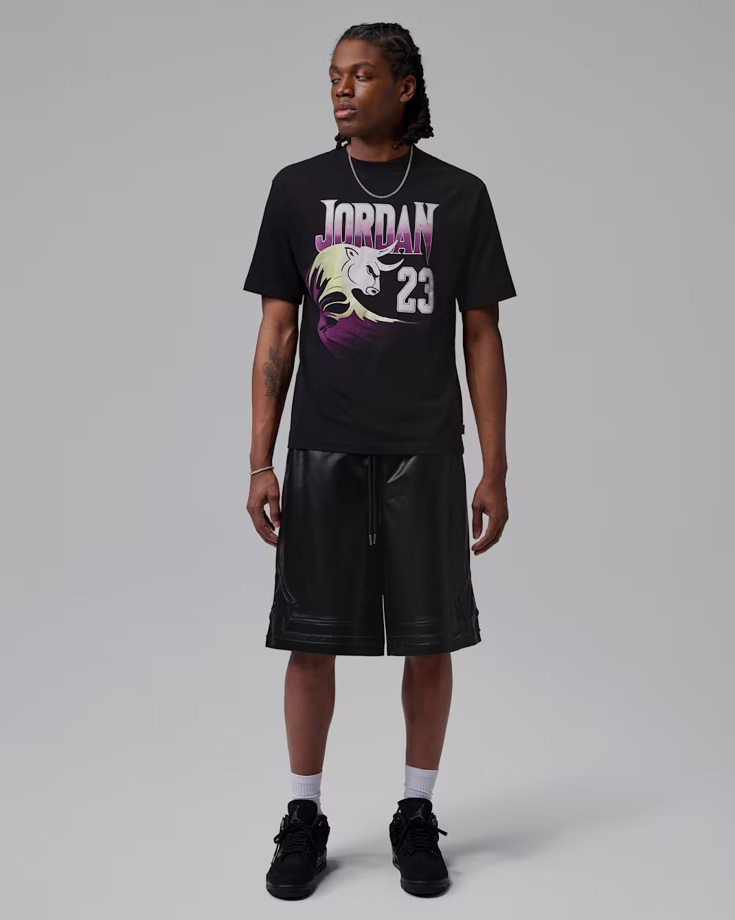 Men's Jordan Brooklyn "Bucks" T-Shirt Black IO0043-341